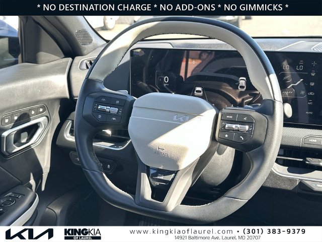 Used 2025 Kia K4 GT-Line w/ GT-Line Premium Package FWD image 8