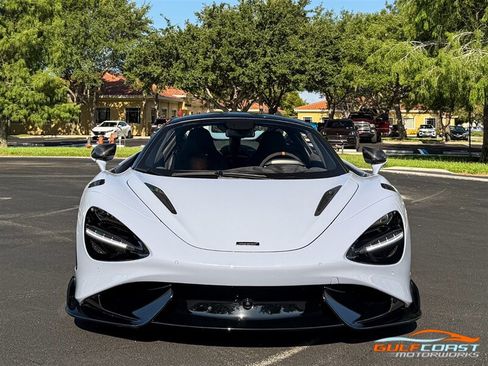 Used 2021 McLaren 765LT RWD image 7