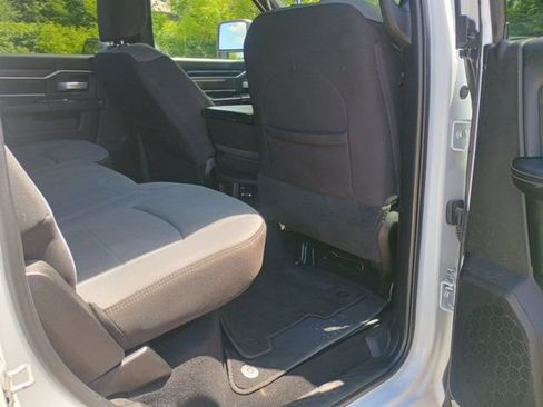 Used 2024 RAM 2500 Big Horn AWD/4WD image 17