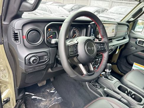 New 2026 Jeep Wrangler Unlimited Rubicon 392 w/ Quick Order Package 27X Moab AWD/4WD image 9