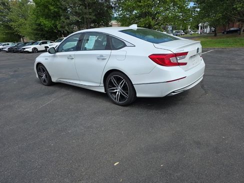 Used 2021 Honda Accord Touring image 5