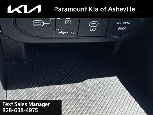 Certified 2025 Kia K4 FWD image 23