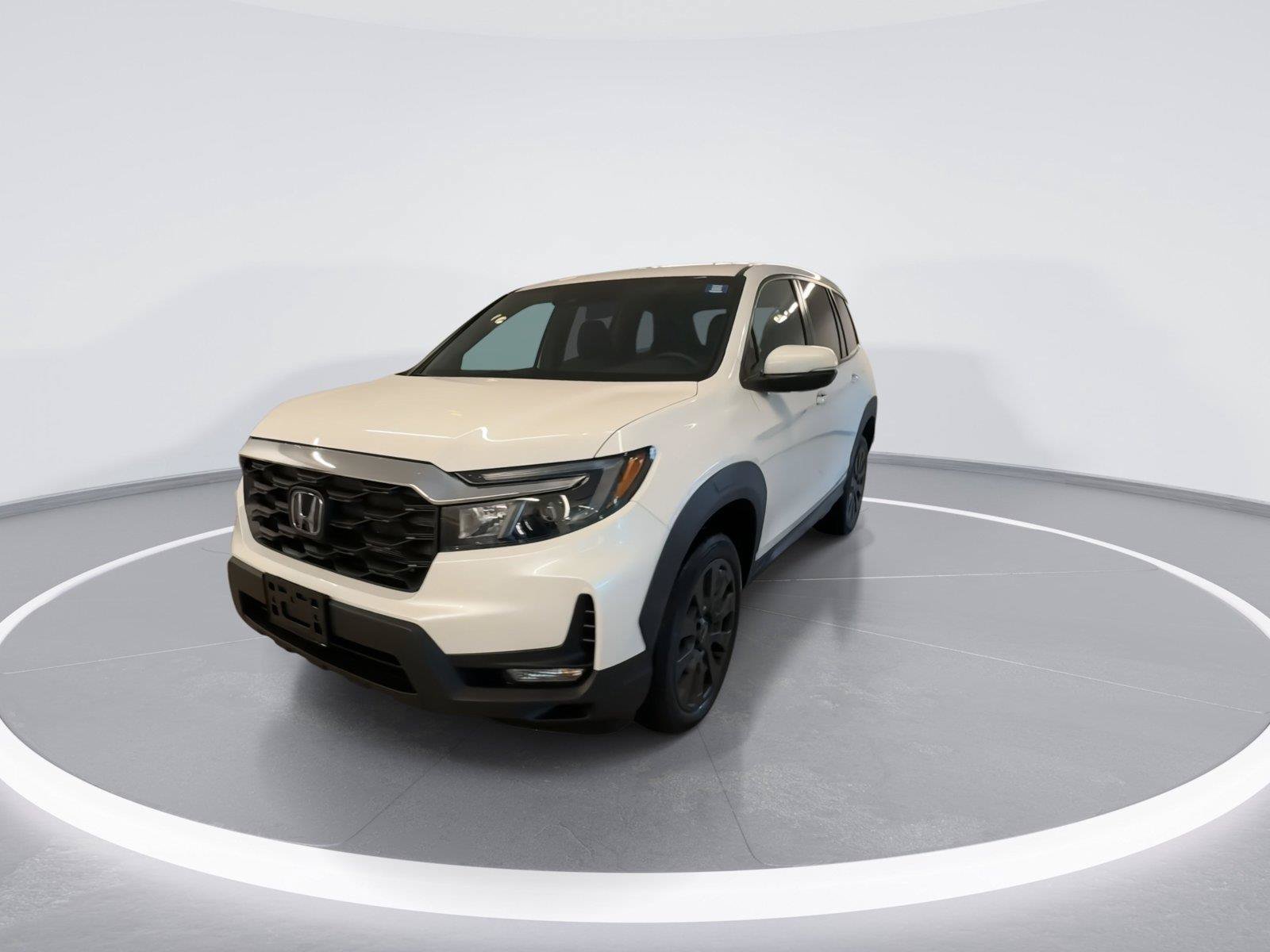 Used 2023 Honda Passport EX-L image 4