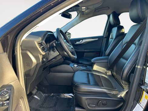 Used 2024 Ford Escape Platinum image 15