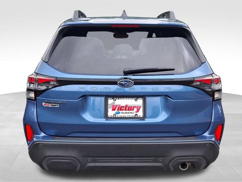 Used 2025 Subaru Forester Limited AWD/4WD image 5