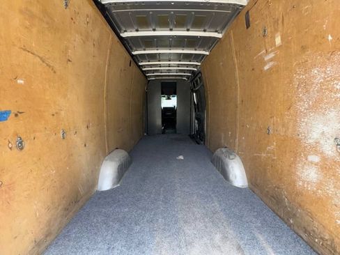 Used 2019 Mercedes-Benz Sprinter 170 image 5