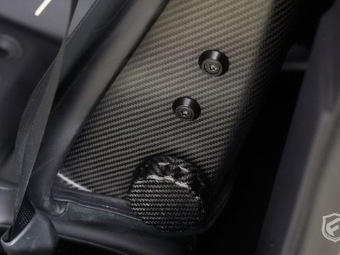 Used 2005 Ford GT image 31