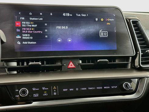 Used 2023 Kia Sportage EX FWD image 21