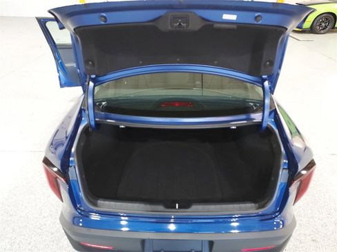 Used 2025 Kia K4 LXS image 28