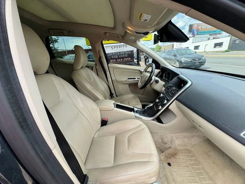 Used 2016 Volvo XC60 T5 Premier FWD image 20