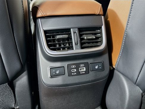 Used 2023 Subaru Outback Touring XT image 21