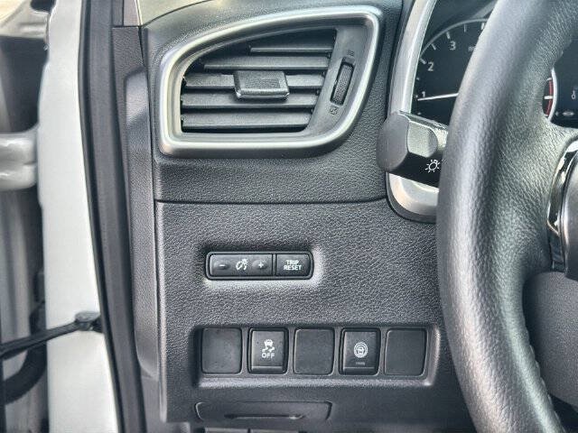 Used 2023 Nissan Murano SV w/ SV Midnight Edition Package FWD image 17