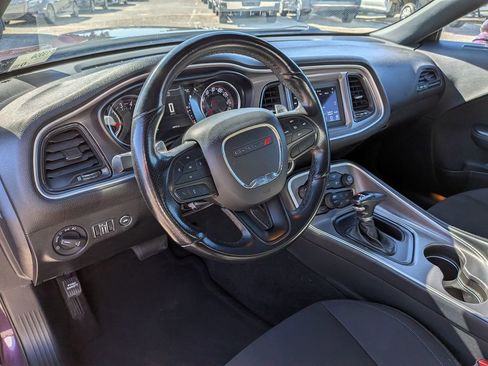 Used 2022 Dodge Challenger GT image 13