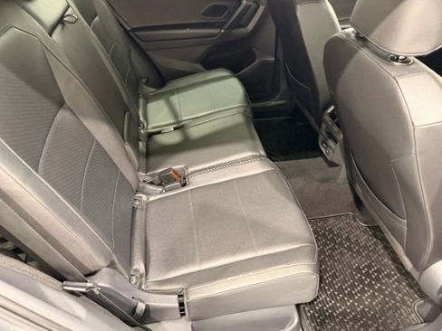 Used 2020 Volkswagen Tiguan S image 22