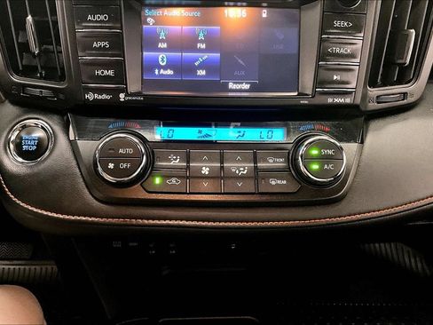 Used 2017 Toyota RAV4 SE AWD/4WD image 14