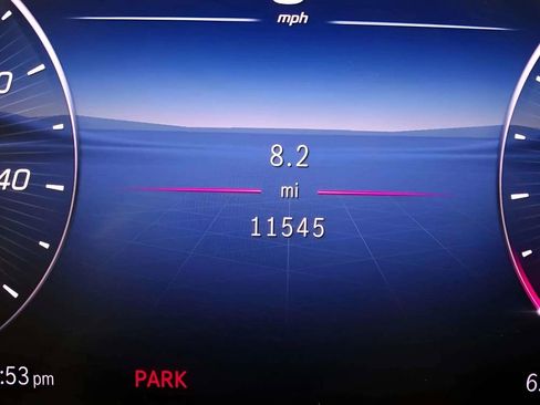 Used 2025 Mercedes-Benz C 300 4MATIC Sedan image 10