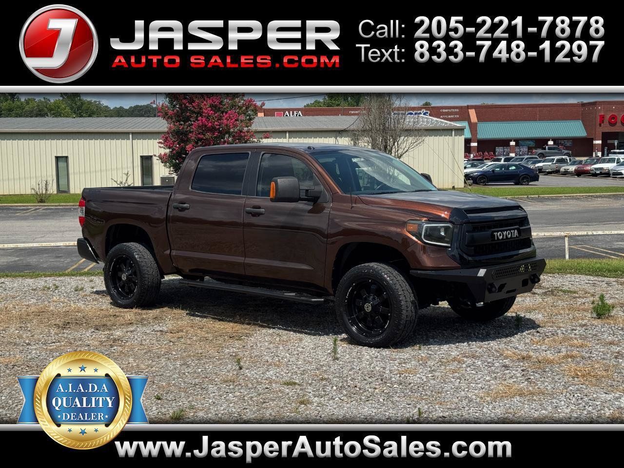Used 2017 Toyota Tundra SR5 w/ TRD Off Road Package AWD/4WD image 1