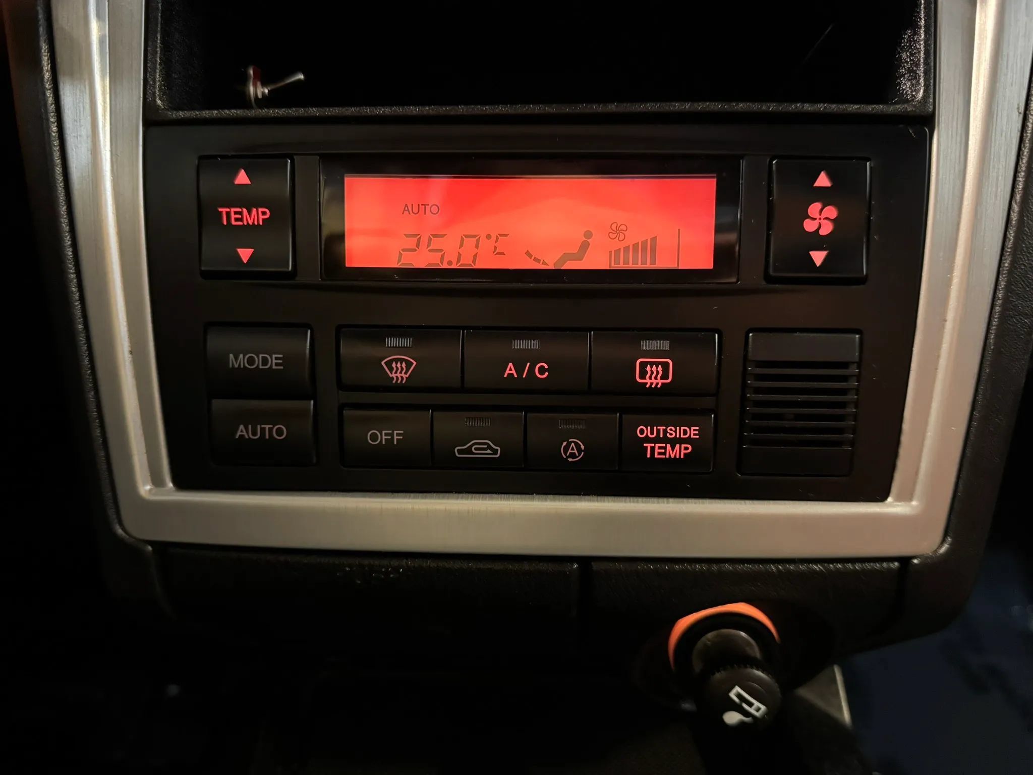 Used 2005 Hyundai Tiburon GT FWD image 16