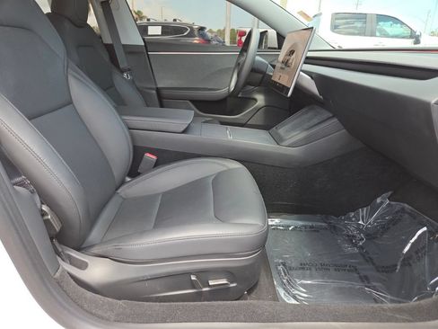 Used 2025 Tesla Model 3 Long Range RWD image 15
