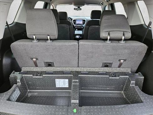 Used 2017 GMC Acadia SLE w/ Driver Alert Package I FWD image 6
