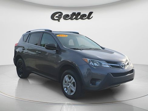 Used 2015 Toyota RAV4 LE FWD image 3