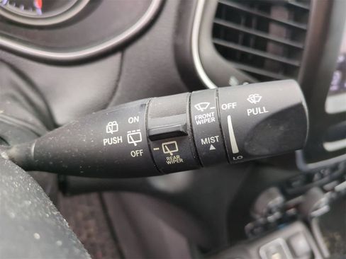 Certified 2019 Jeep Cherokee Trailhawk w/ Cold Weather Group image 25