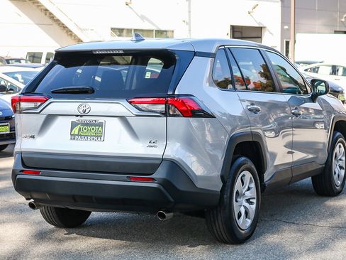 Used 2024 Toyota RAV4 LE image 6