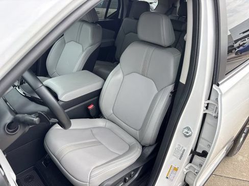 Used 2025 Honda Pilot EX-L image 19