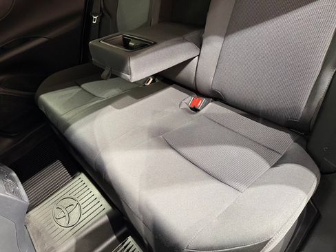 Certified 2023 Toyota Venza LE AWD/4WD image 19