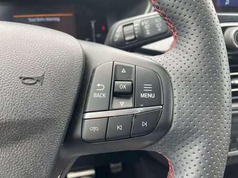 Used 2023 Ford Escape ST-Line Select AWD/4WD image 26