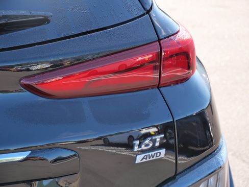 Certified 2023 Hyundai Kona Limited w/ Cargo Package image 17