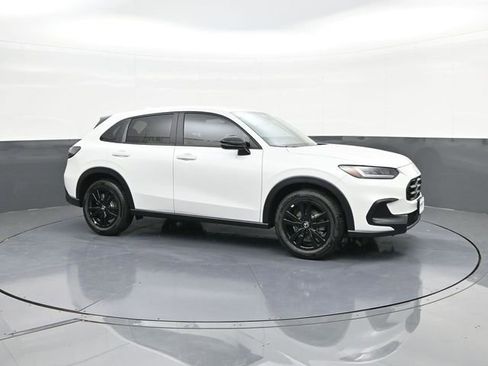 New 2027 Honda HR-V Sport image 14