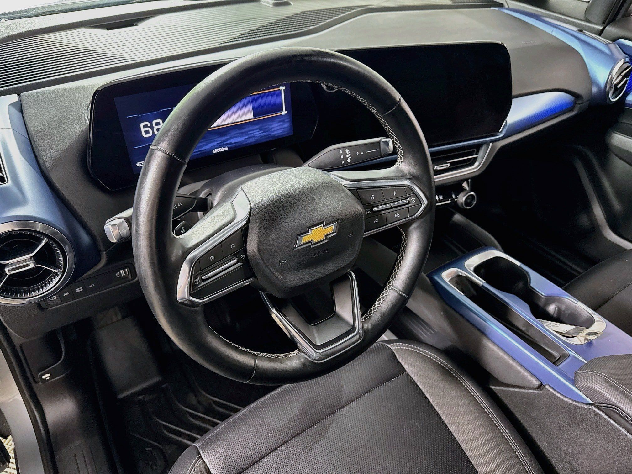 Used 2025 Chevrolet Equinox EV LT FWD image 12