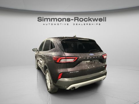 Used 2023 Ford Escape Active image 6