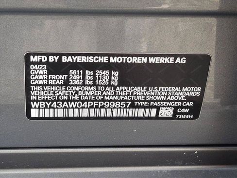 Used 2023 BMW i4 eDrive35 w/ Premium Package RWD image 15