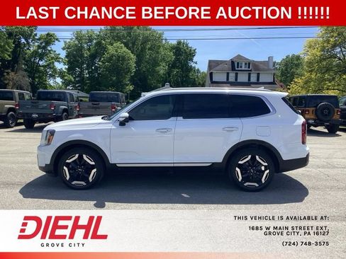 Used 2023 Kia Telluride S w/ S Sunroof Package AWD/4WD image 4