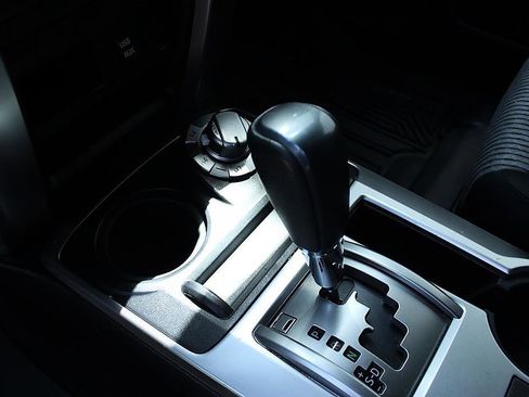 Used 2018 Toyota 4Runner SR5 image 14