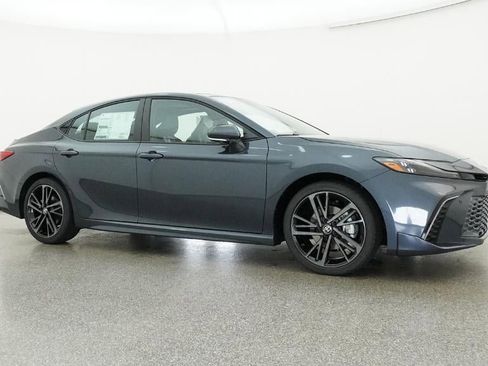 New 2026 Toyota Camry XSE FWD image 28