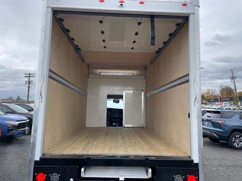 New 2025 Chevrolet Express 3500 w/ Power Convenience Package image 10