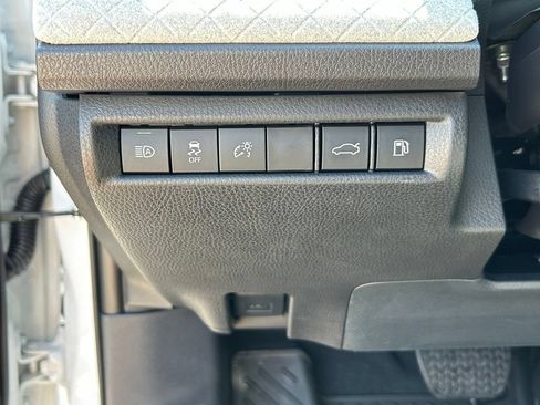 Used 2026 Toyota Camry XSE AWD/4WD image 13