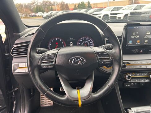 Used 2019 Hyundai Veloster Turbo R-Spec image 11
