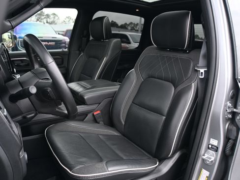 Used 2025 RAM 1500 Limited image 7