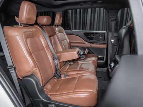 Used 2023 Lincoln Aviator Reserve w/ Elements Package Plus image 13