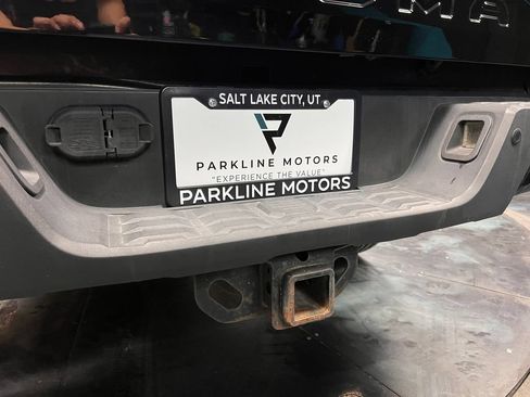 Used 2020 Toyota Tacoma TRD Sport w/ Advanced Technology Package AWD/4WD image 24
