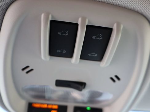 New 2026 Chevrolet Trax LT w/ Sunroof Package FWD image 22