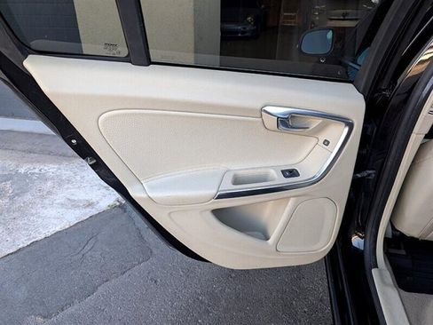 Used 2013 Volvo S60 T6 image 19
