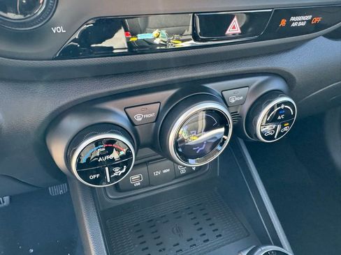 New 2026 Hyundai Venue SEL image 24