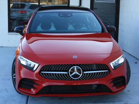 Used 2019 Mercedes-Benz A 220 4MATIC image 3