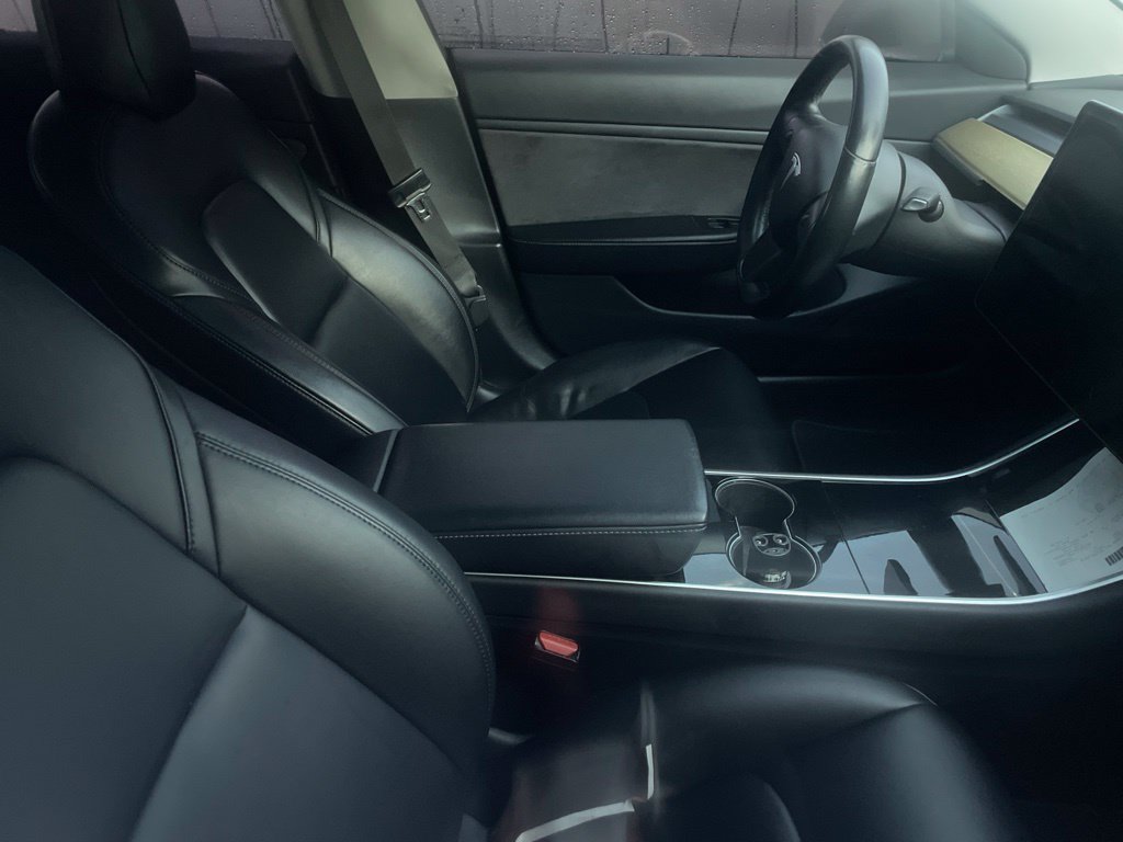 Used 2018 Tesla Model 3 Long Range RWD image 8