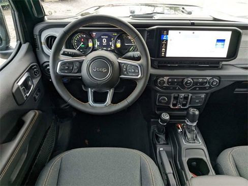 New 2024 Jeep Wrangler Unlimited Sahara image 11